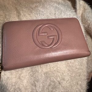 Authentic Gucci SoHo  Wallet
